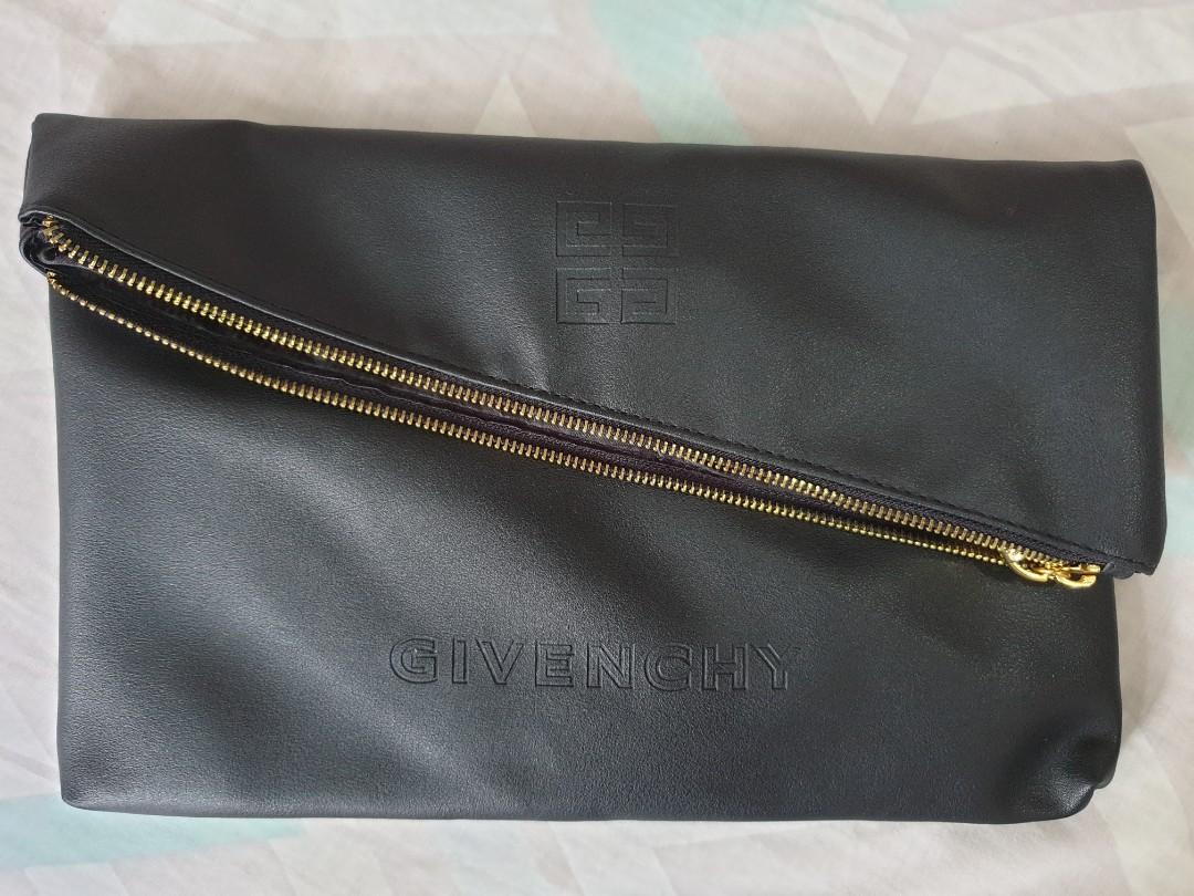 Givenchy Sling Bag, Women's Fashion, Bags & Wallets, Cross-body Bags on ...