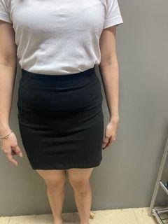 H&M Black Span Skirt