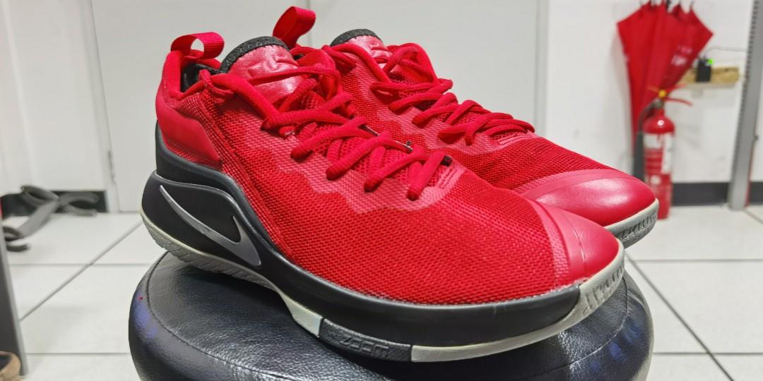 Lebron james shop witness 2