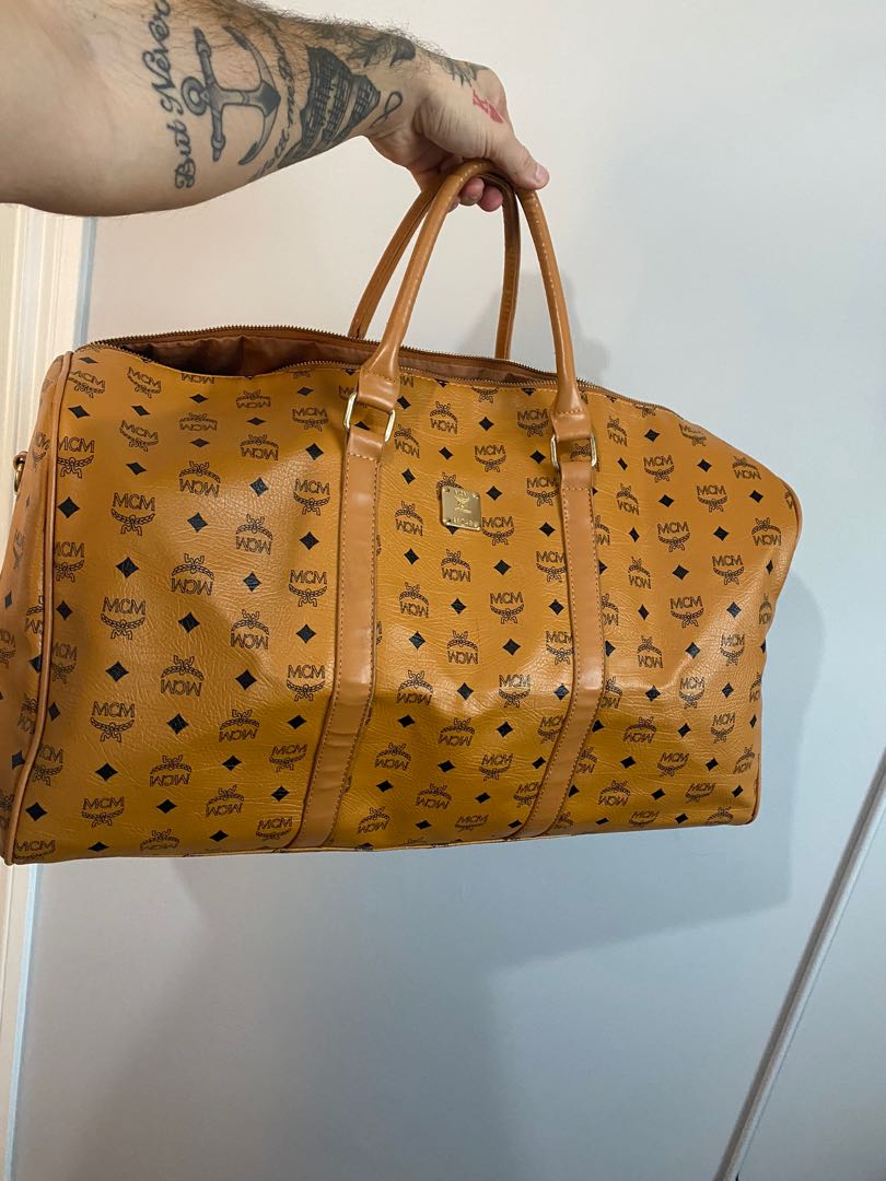 Mcm duffle 2025 bag