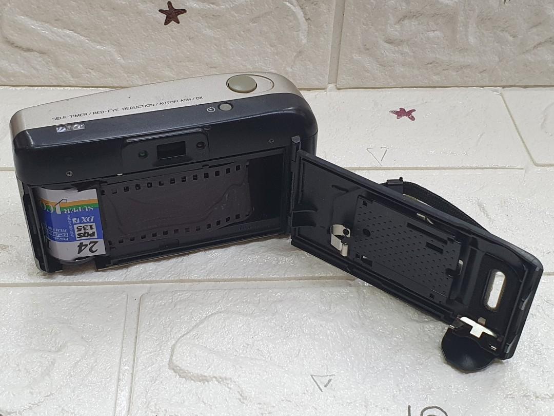 minolta f35st 35mm film camera with self timer (Category: Cameras) located in Manila. Submitted by ultimogizmos (Listing ID 1062335992, Image 3). Description: minolta f35st 35mm film camera with selftimer working flash uses 2 double 2 batt (NOT INCLUDED) last price.