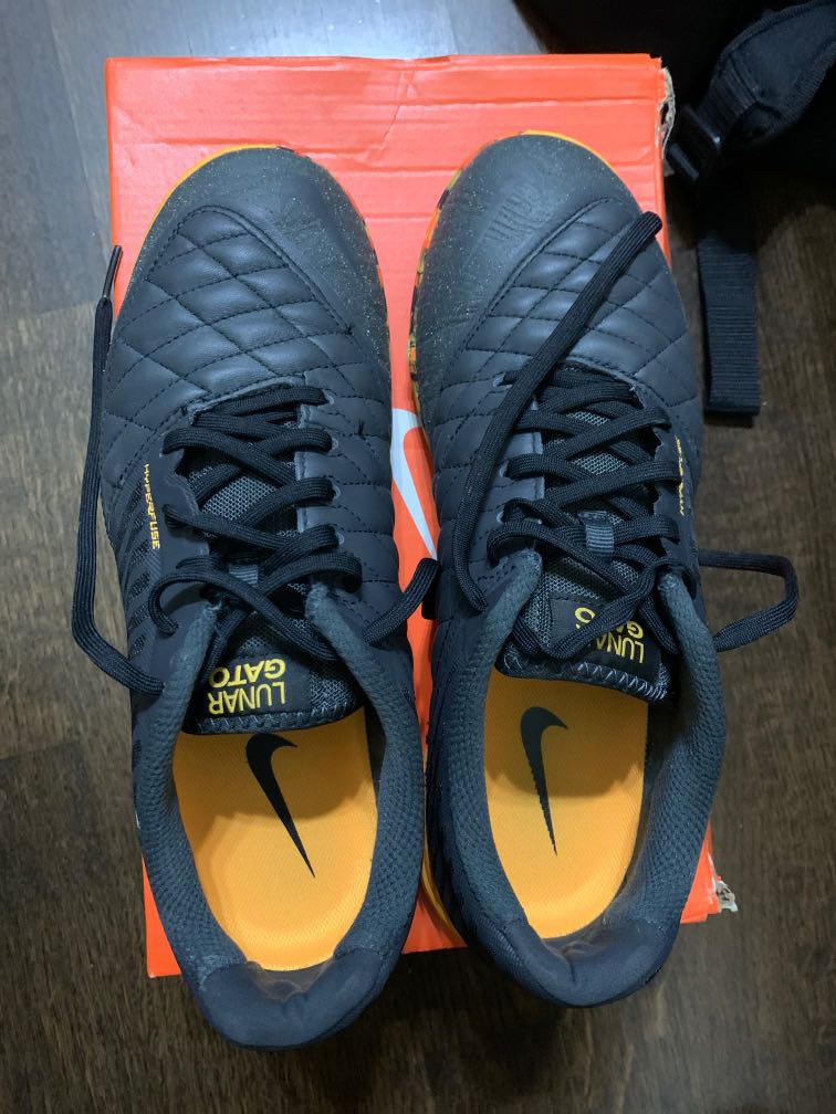 Nike gato uk 8.5 deals