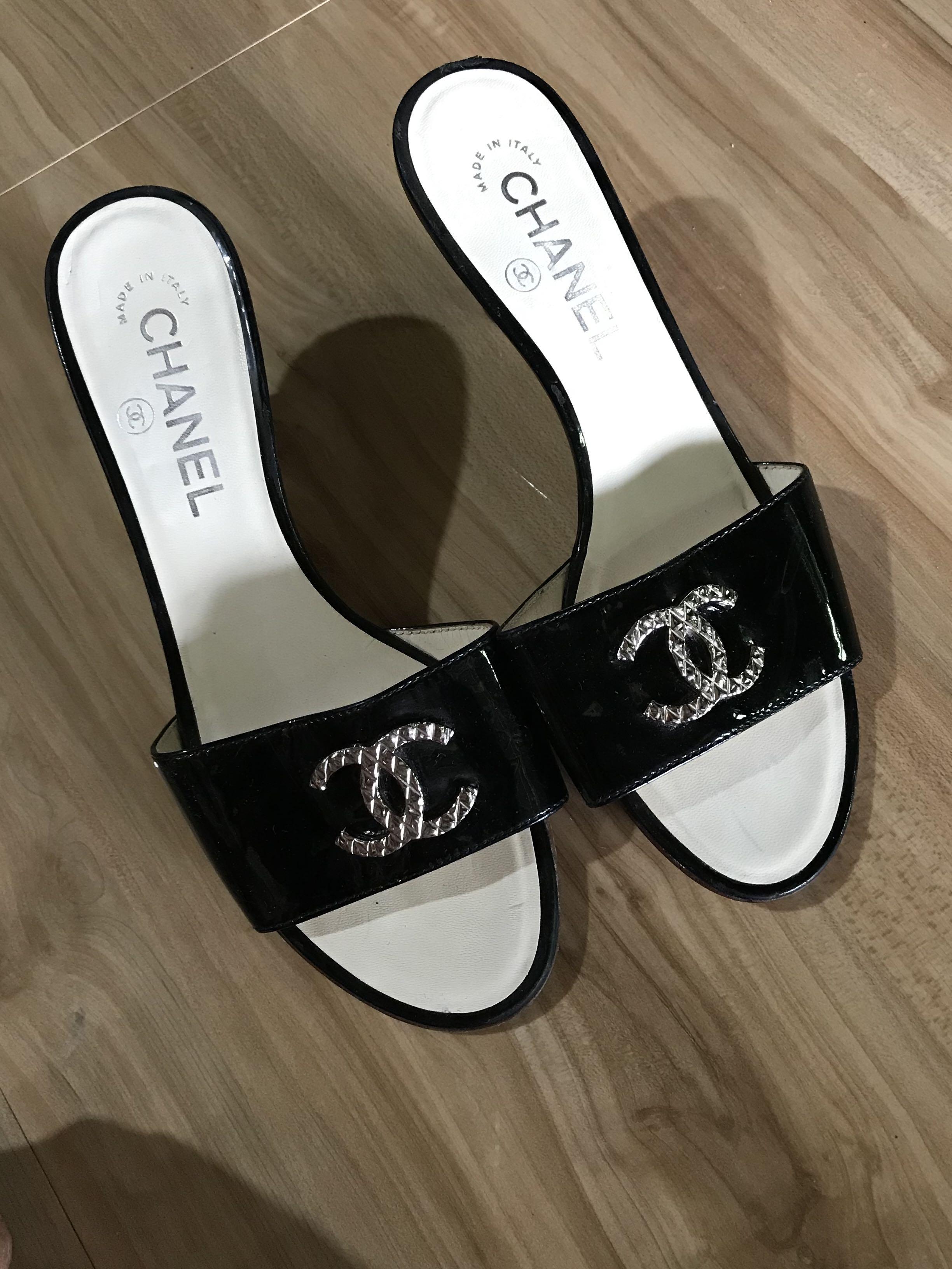 Chanel best sale logo sandals