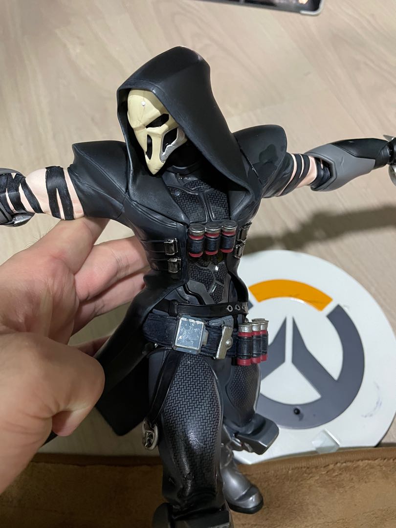 Reaper overwatch statue on sale