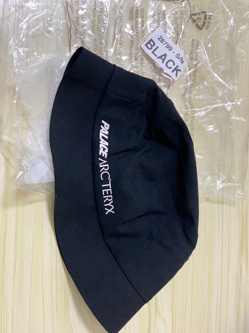 Palace x Arc'teryx sinsolo bucket hat 