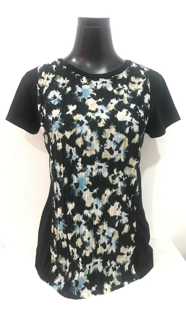 simply vera wang tops