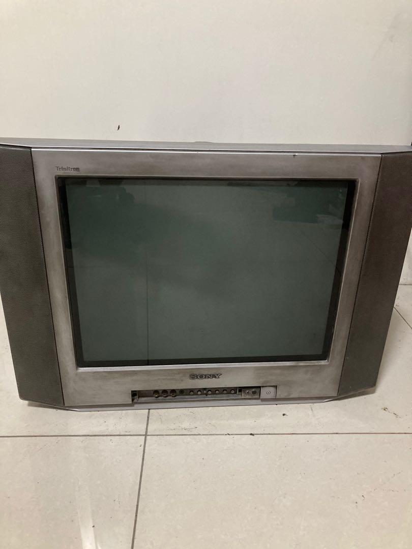 Sont trinitron (Category: TV) located in Quezon City. Submitted by polraker (Listing ID 1062184135, Image 1). Description: Q.c Pick up house Issue. Bottons.