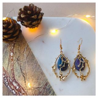(Category: ) located in . Submitted by pixiedust.co (Listing ID 1062165539, Image 1). Description: .
