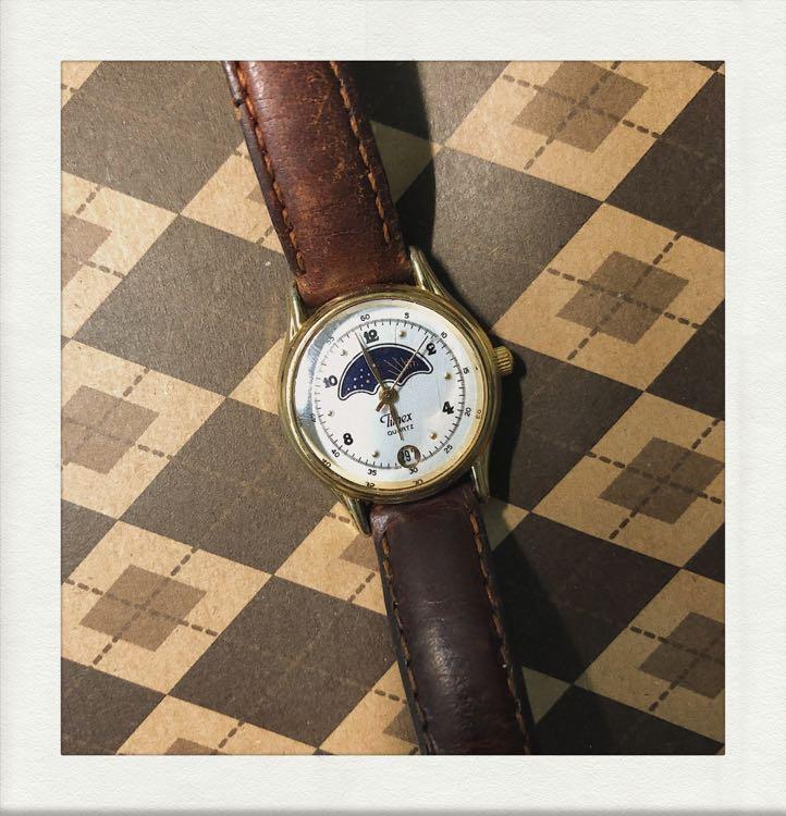 Timex 日月錶中古月相錶 名牌 錶 Carousell