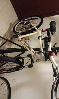 (Category: ) located in . Submitted by sluxury (Listing ID 1062216508, Image 1). Description: .