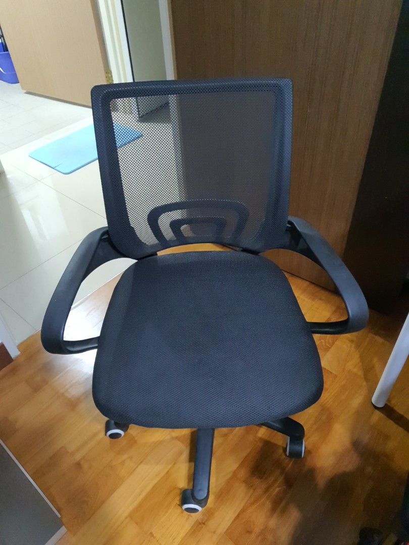 Used computer chair, Furniture & Home Living, Furniture, Chairs on