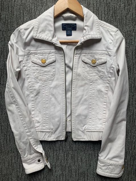 American Eagle White Zip Up Denim Jacket Women S Fashion Coats Jackets And Outerwear On Carousell