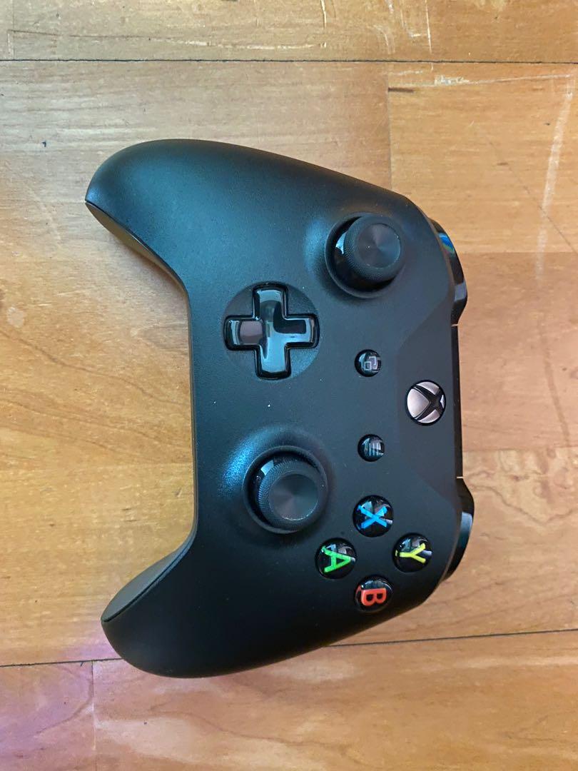 Xbox controller （分類：手掣）位於 Hong Kong。 由 pixelz__ 提交（商品編號 1062241198，圖片 1）。簡介： 。
