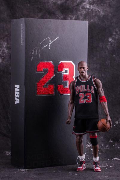 NBA Michael Jordan 16 inch Black Jersey 1:6 Action Figure