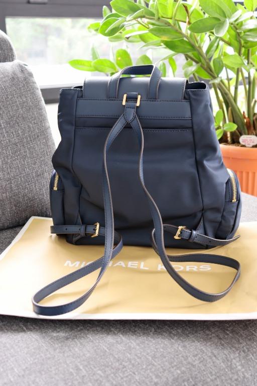 Michael kors backpack on sale navy blue