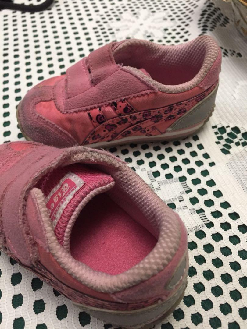 Baby Onitsuka Rubber Shoes (Category: Other Baby Bathing & Changing Needs) located in Mandaue City. Submitted by ansshop.ph (Listing ID 1062523525, Image 2). Description: US 4 // 12cm Onhand With box.