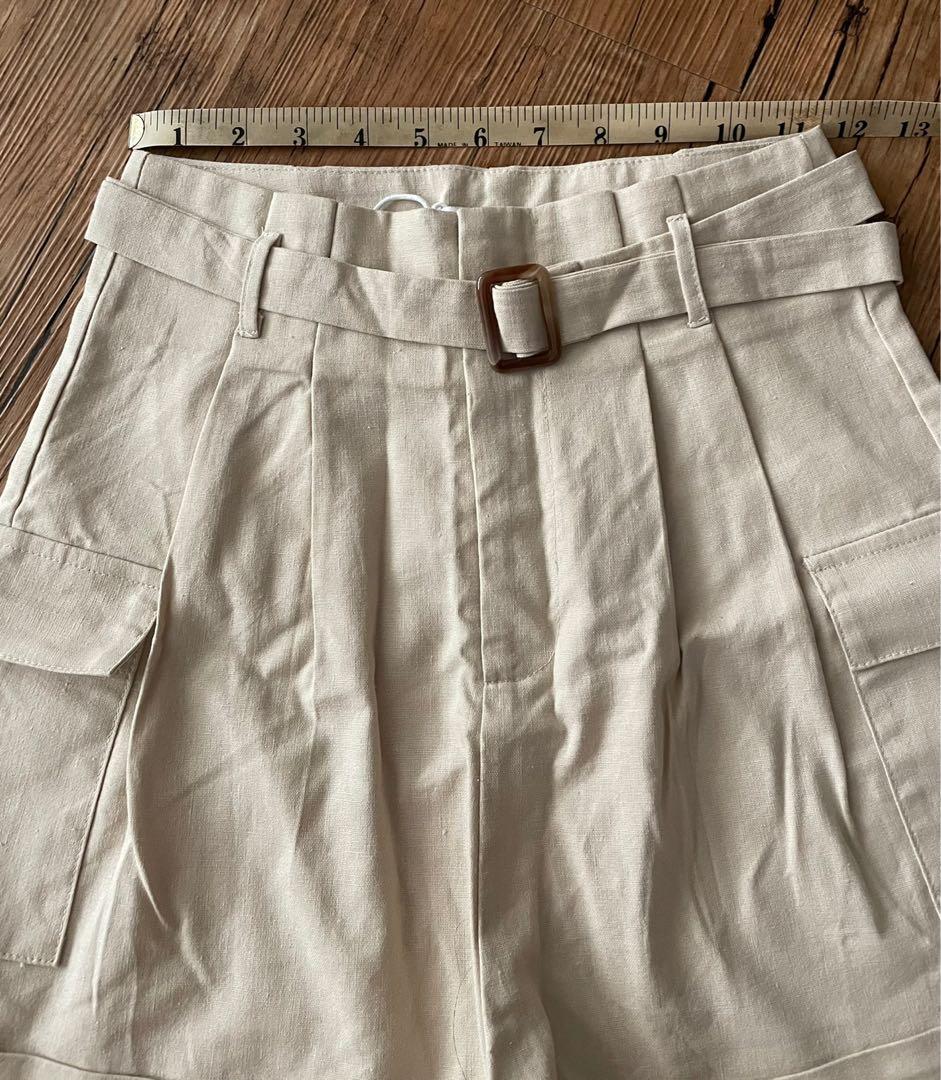 BNWT Playdress High-Waist Safari Shorts, Women's Fashion, Bottoms, Other  Bottoms on Carousell