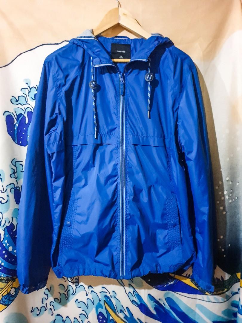 Bossini Windbreaker Men s Fashion Coats Jackets and Outerwear on Carousell