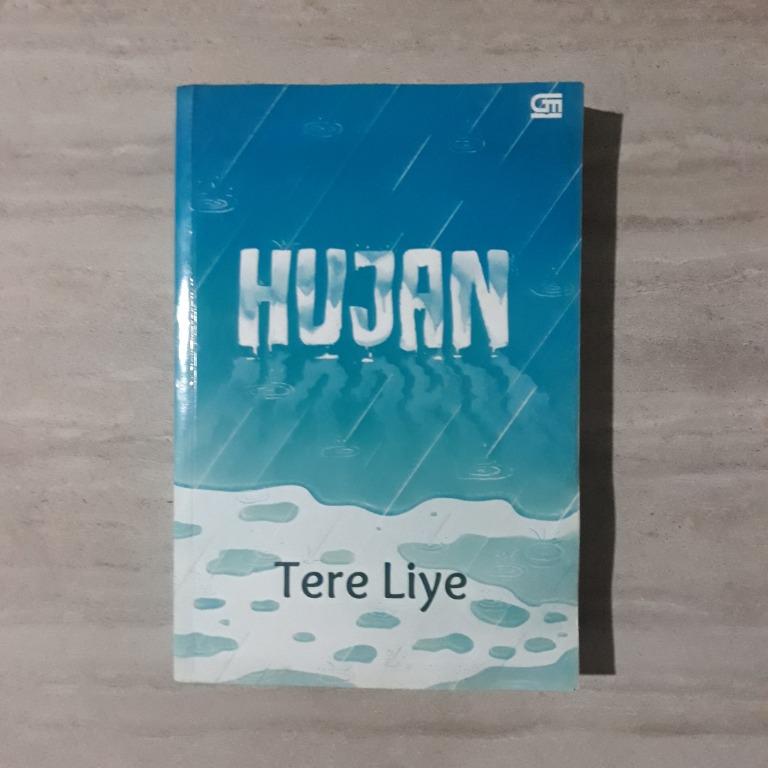 Buku Novel Murah Original Hujan Tere Liye Romance Preloved Good Condition Buku Alat Tulis Buku Di Carousell