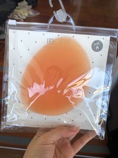 （分類：）位於 。 由 remaininggems 提交（商品編號 1062385714，圖片 1）。簡介： 。