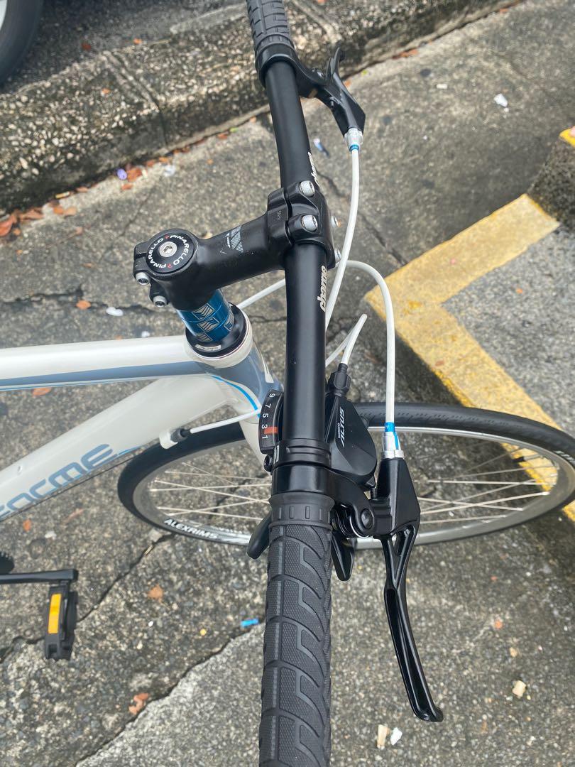 CUSTOM* Forme flatbar road bicycle, Sports Equipment, Bicycles