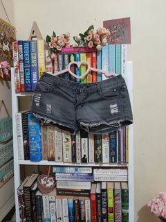 (Category: ) located in . Submitted by di_el (Listing ID 1062382029, Image 1). Description: .