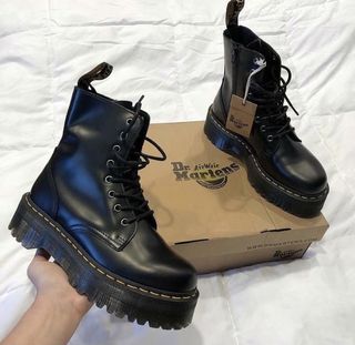 (Category: ) located in . Submitted by kicksandapparels (Listing ID 1062457881, Image 1). Description: .