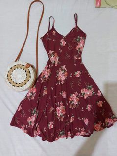 (Category: ) located in . Submitted by preloved_clothes2 (Listing ID 1062363727, Image 1). Description: .