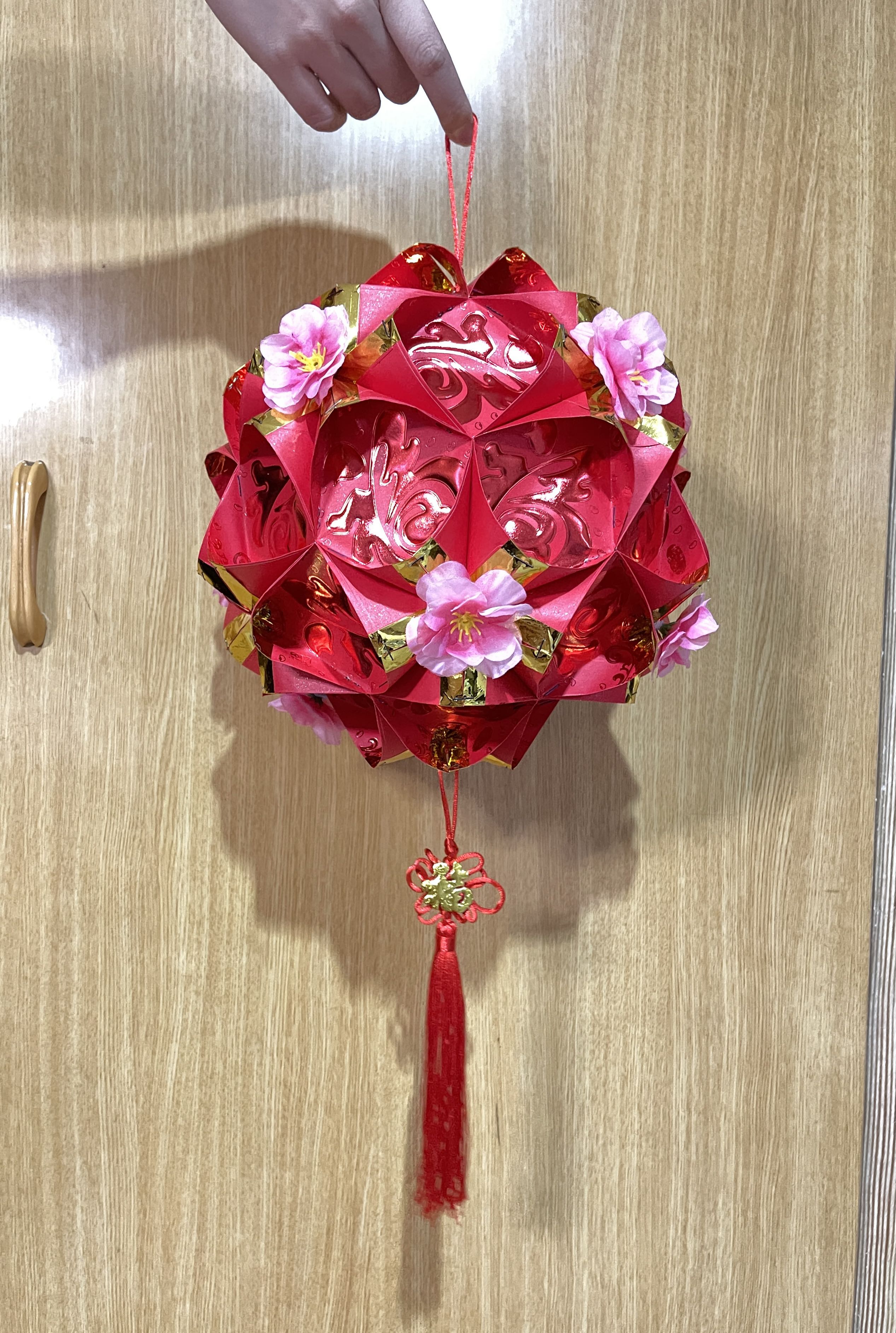 chinese new year angpao decoration