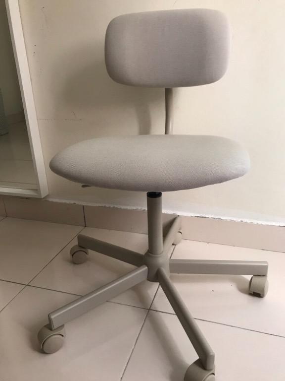 Ikea Bleckberget Swivel Chair (Idekulla Beige), Furniture & Home Living