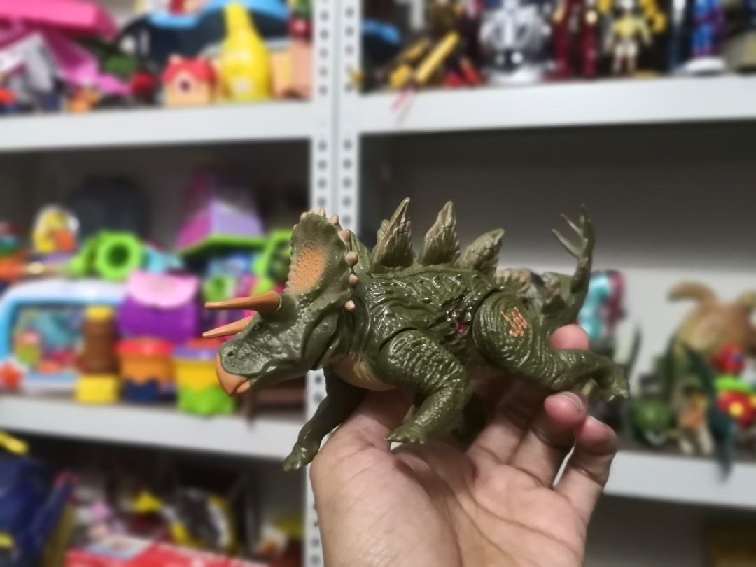 Stegoceratops toy 2024