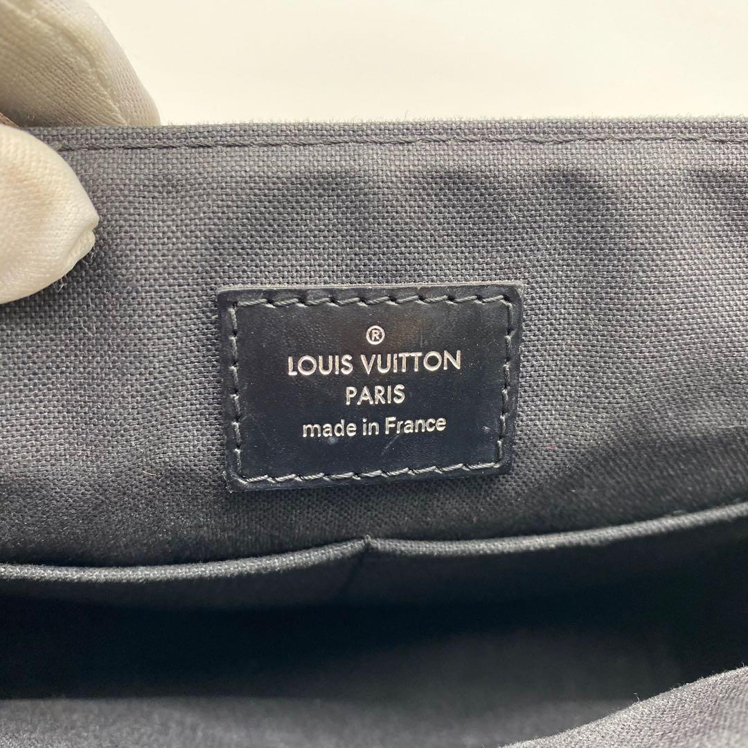 Louis Vuitton, Bags, Authentic Louis Vuitton Damier Graphite District Pm  364m