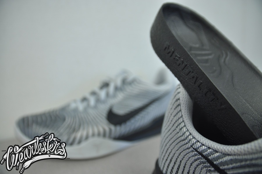 Nike Lunarlon Midsole Drop-in / Insert (Nike KB Mentality 2 EP), 男裝, 運動 ...