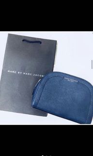 由 showwei (刊登 ID 1062535714，圖片 1) 提交，位於 的 (類別：)，說明：。