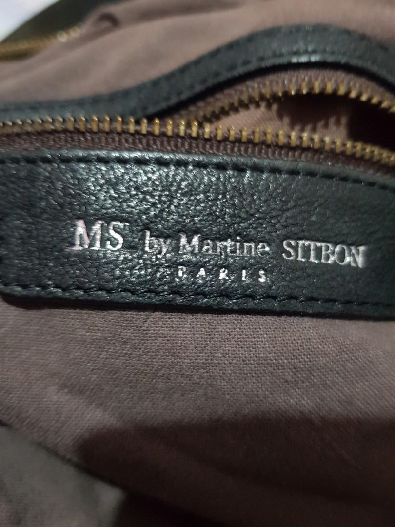 Martine Sitbon 2way (Category: Luxury Bags & Wallets) located in Cebu City. Submitted by rhea20ph (Listing ID 1062524075, Image 3). Description: pre loved item 2 way soft leather minimal signs of usage plus sf.