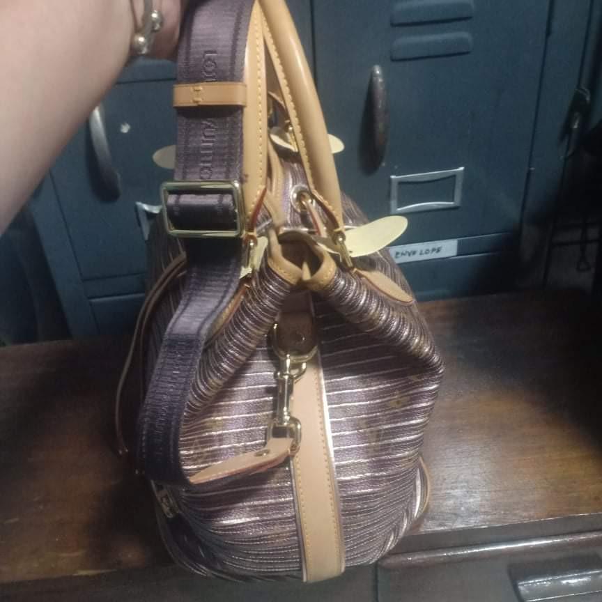 Neo Mono Eden Peche Louis Vuitton, Luxury, Bags & Wallets on Carousell