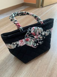 （分類：）位於 。 由 camleg 提交（商品編號 1062391373，圖片 1）。簡介： 。