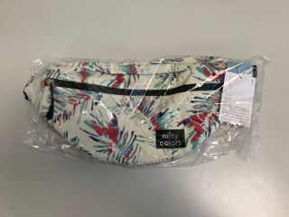 （分類：）位於 。 由 miuwongg 提交（商品編號 1062414879，圖片 1）。簡介： 。