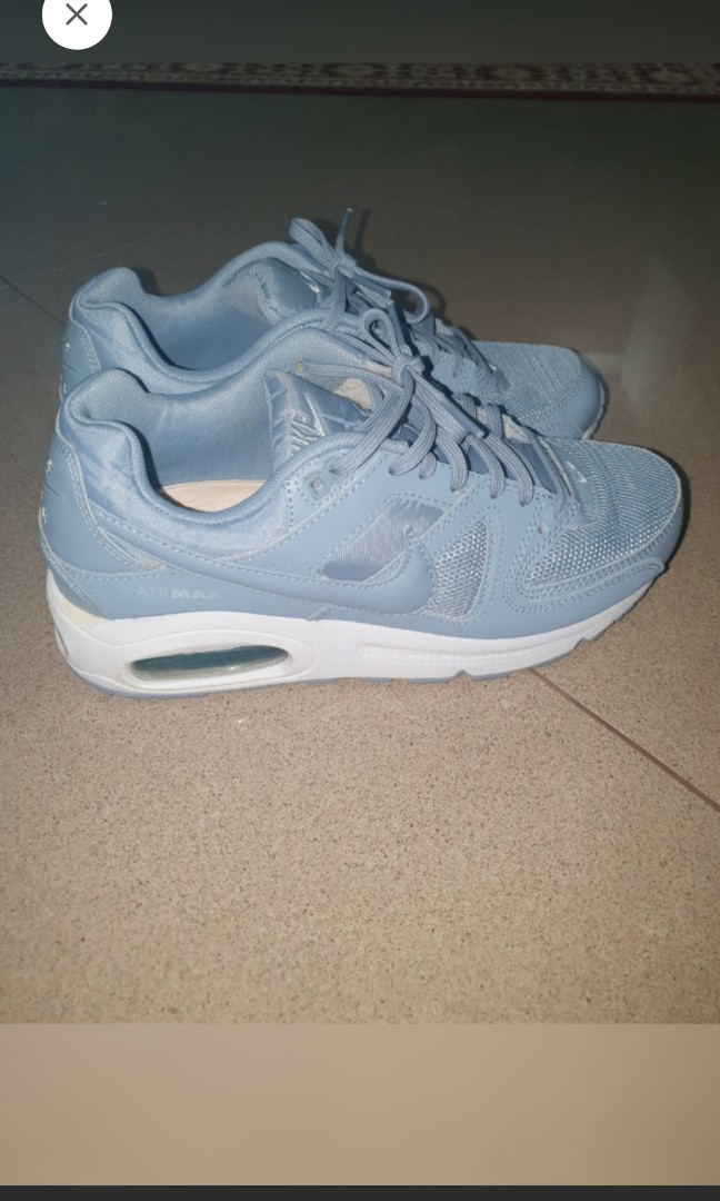 womens airmax command