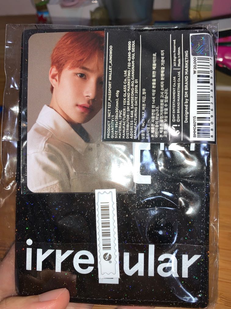 [OFFICIAL SMTOWN MERCHANDISE] NCT 127 PASSPORT WALLET JUNGWOO, Hobbies