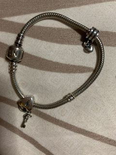 (Category: ) located in . Submitted by lschris (Listing ID 1062519074, Image 1). Description: .