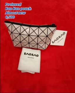 (Category: ) located in . Submitted by graciasluxurybag (Listing ID 1062516522, Image 1). Description: .