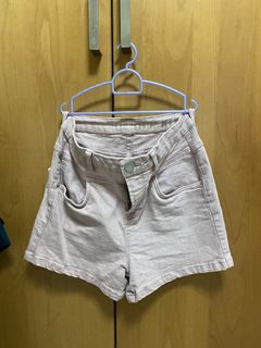 (Category: ) located in . Submitted by drea1009 (Listing ID 1062475964, Image 1). Description: .