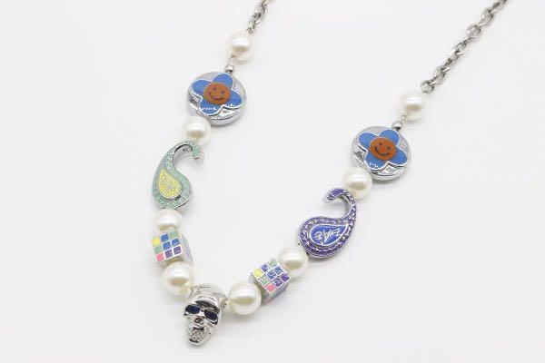 Salute x EVAE Flower Skull Necklace, Women's Fashion, Jewelry 