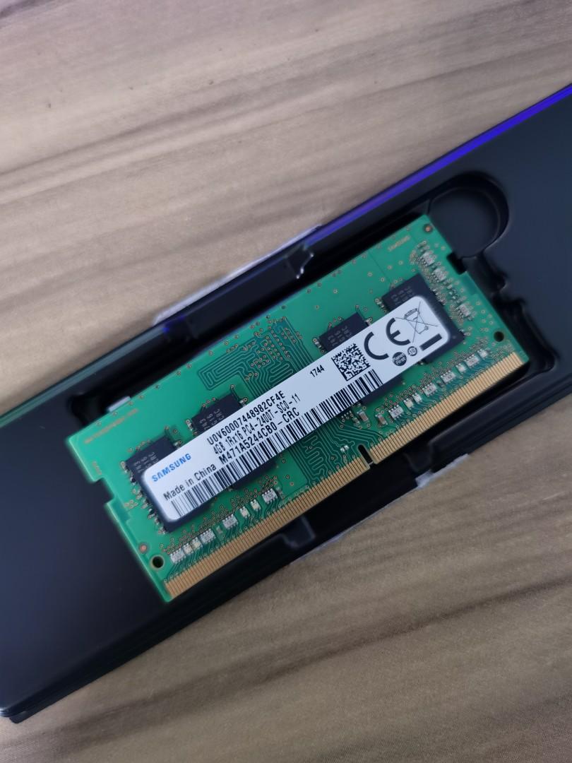 DDR4 Samsung Ram (Category: Laptops & Notebooks) located in Pasig City. Submitted by yg.ent (Listing ID 1062445679, Image 2). Description: RUSH SALE! 📍condition: 10/10 📍2400 mhz 📍original samsung 4 gb ram (for laptop) 📍rfs: decluttering 📍freebies from me message me for more info. 📲 stay safe and happy shopping 🛍️.