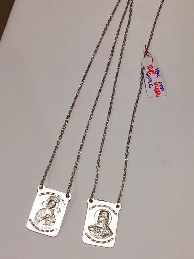 White gold scapular necklace top