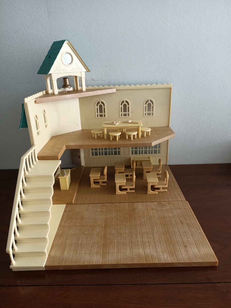 Sylvanian families cheap berry grove school
