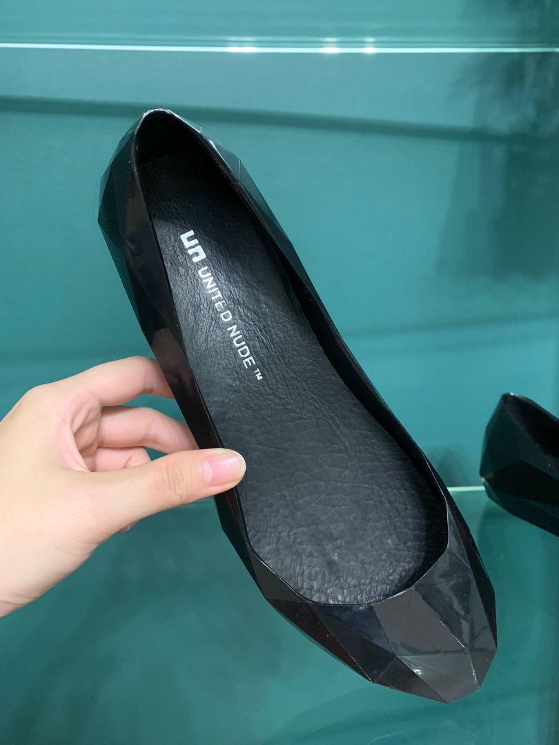 United nude 219 online