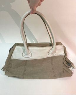 （分類：）位於 。 由 runawaykobe 提交（商品編號 1062499445，圖片 1）。簡介： 。