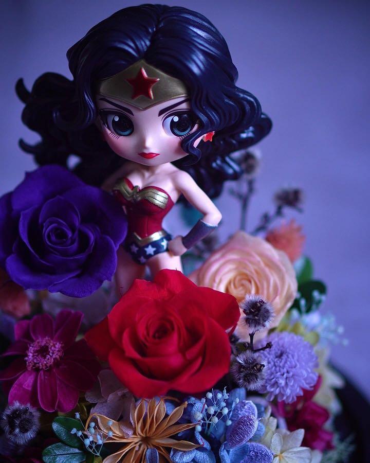 Wonder woman flower discount arrangement